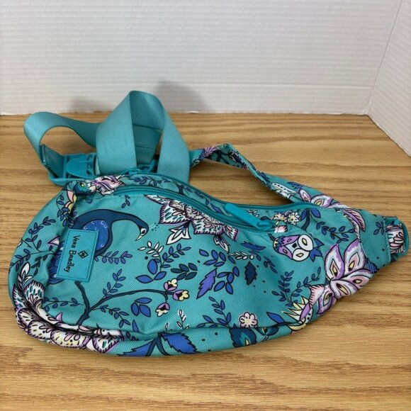 Vera Bradley Essential COMPACT Sling Bag Backpack ~ PEACOCK GARDEN - Picture 2 of 8